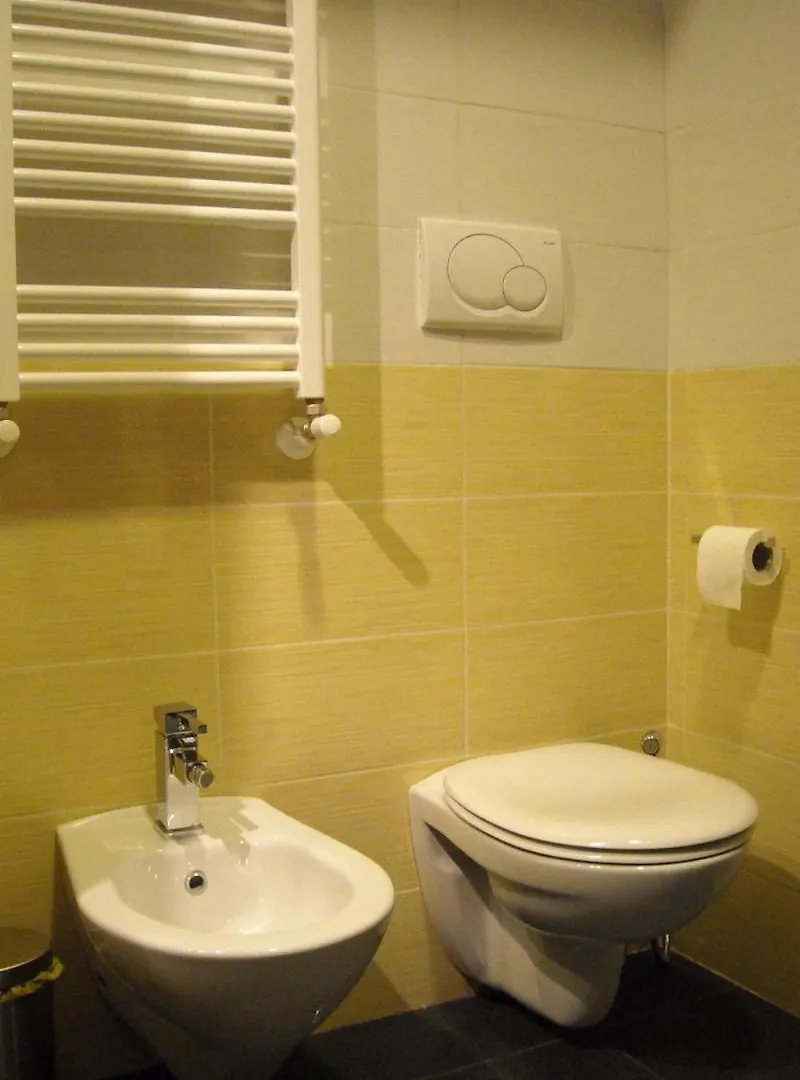 B&B Il Granello Di Senape Rome Bed & Breakfast